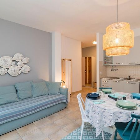 Loriana Seaside Home ซานตา เตเรซา กัลลูรา ภายนอก รูปภาพ