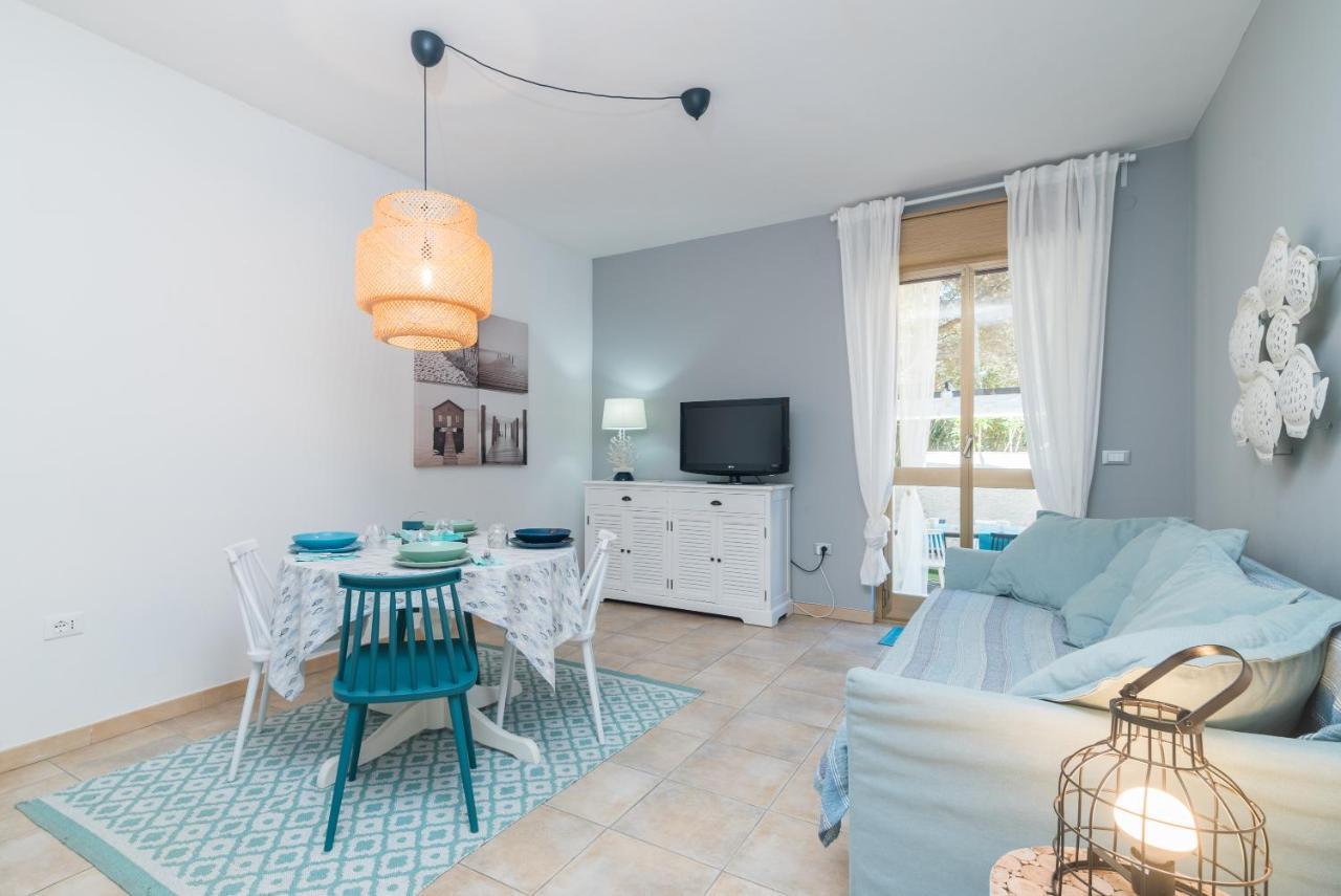 Loriana Seaside Home ซานตา เตเรซา กัลลูรา ภายนอก รูปภาพ
