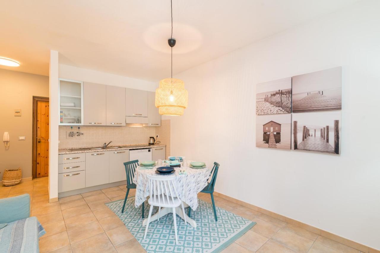 Loriana Seaside Home ซานตา เตเรซา กัลลูรา ภายนอก รูปภาพ