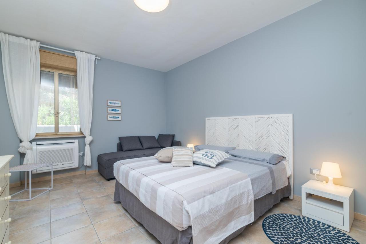 Loriana Seaside Home ซานตา เตเรซา กัลลูรา ภายนอก รูปภาพ